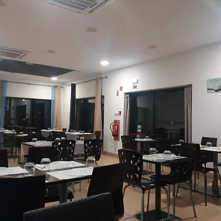 Lpa Pereira Restaurante Hotel *